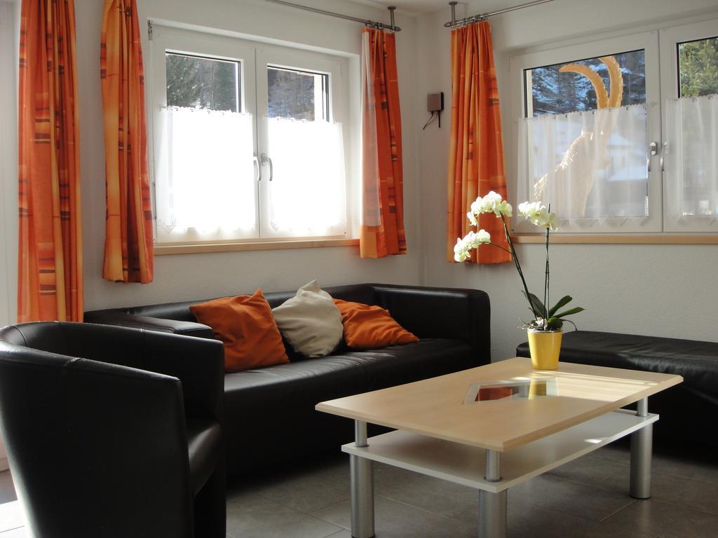 Haus Alpenstern Lejlighed Saas-Grund Værelse billede