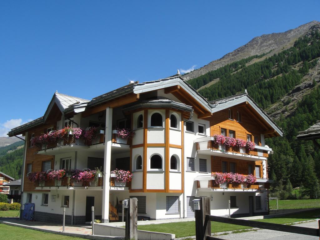 Haus Alpenstern Lejlighed Saas-Grund Eksteriør billede